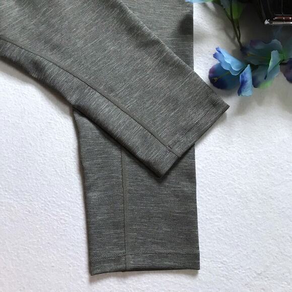 ASICS NWT Performance Capri Women S - Picture 4 of 10